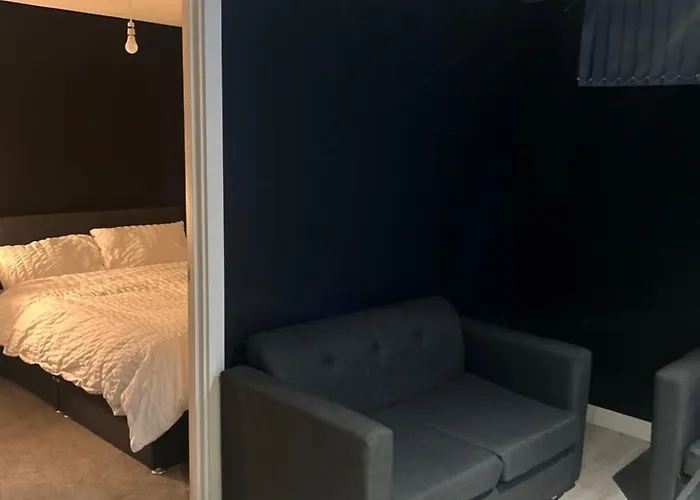 Apartment The Enclave By Elegant Aparts